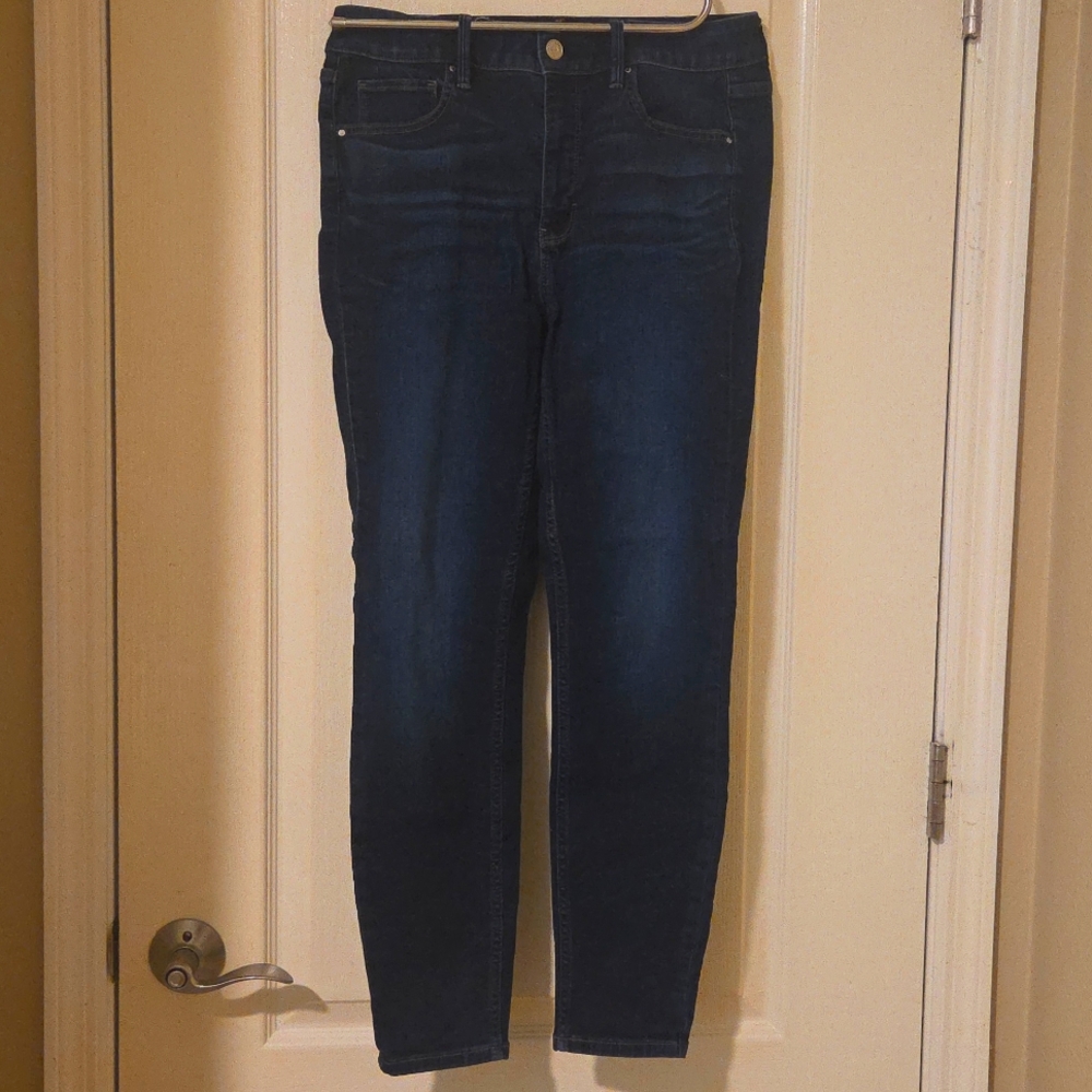 WHBM jeans The Everyday Soft Super Skinny Ankle size 8